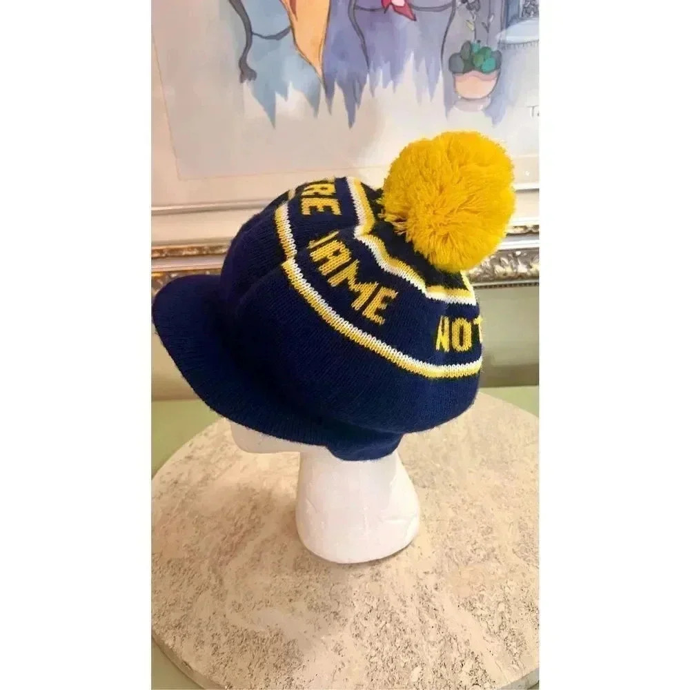 Vintage Handmade Knit Notre Dame Fighting Irish Beanie Newsboy Hat Cap Blue 70’s